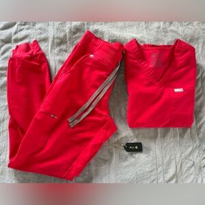 FIGS Red Scrub Set - Small TALL